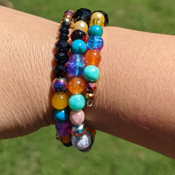 Beaded Bracelet Handmade Glass Rondelles Beads Artisan Colorful Sparkly Cute - Picture 11 of 14